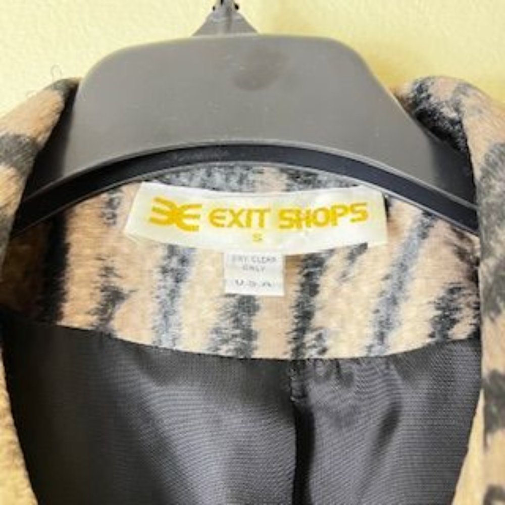 Exit Shops Jacket - image 5